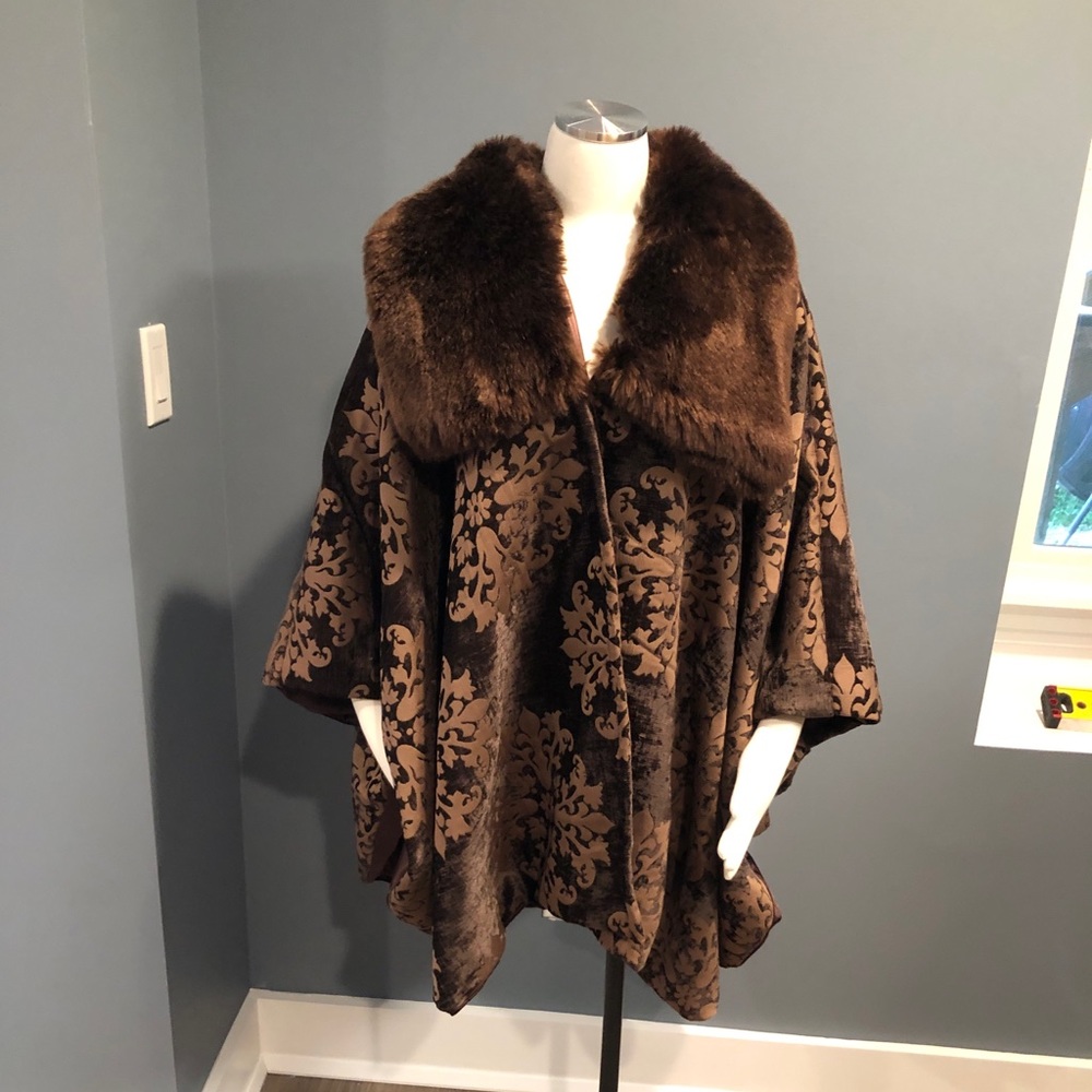 Faux Fur Trimmed Cape Coat
